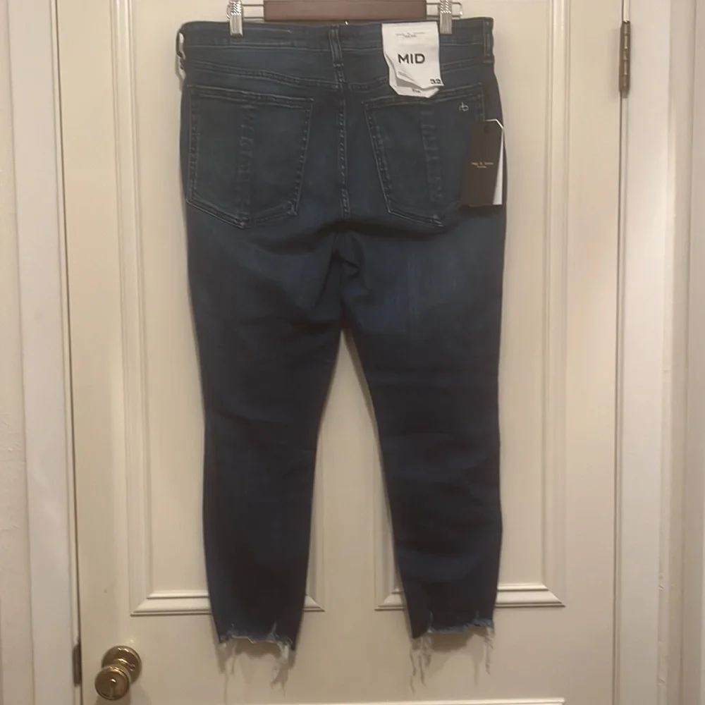 - Rag & Bone Cate Mid Rise Shorty Skinny - Picture 2 of 15